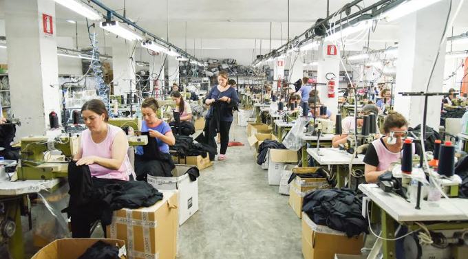 Rritet paga minimale: Bizneset qendrime te ndryshme, fasoni me i prekuri
